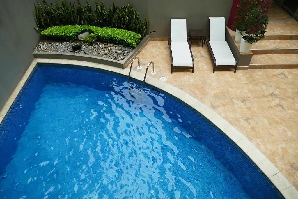 Ecusuites Mall Del Sol Premium 96Parking-Airport Guayaquil Apartamento