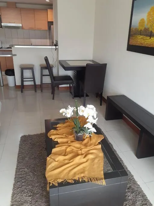Ecusuites Mall Del Sol Premium 96Parking-Airport Гуаякиль