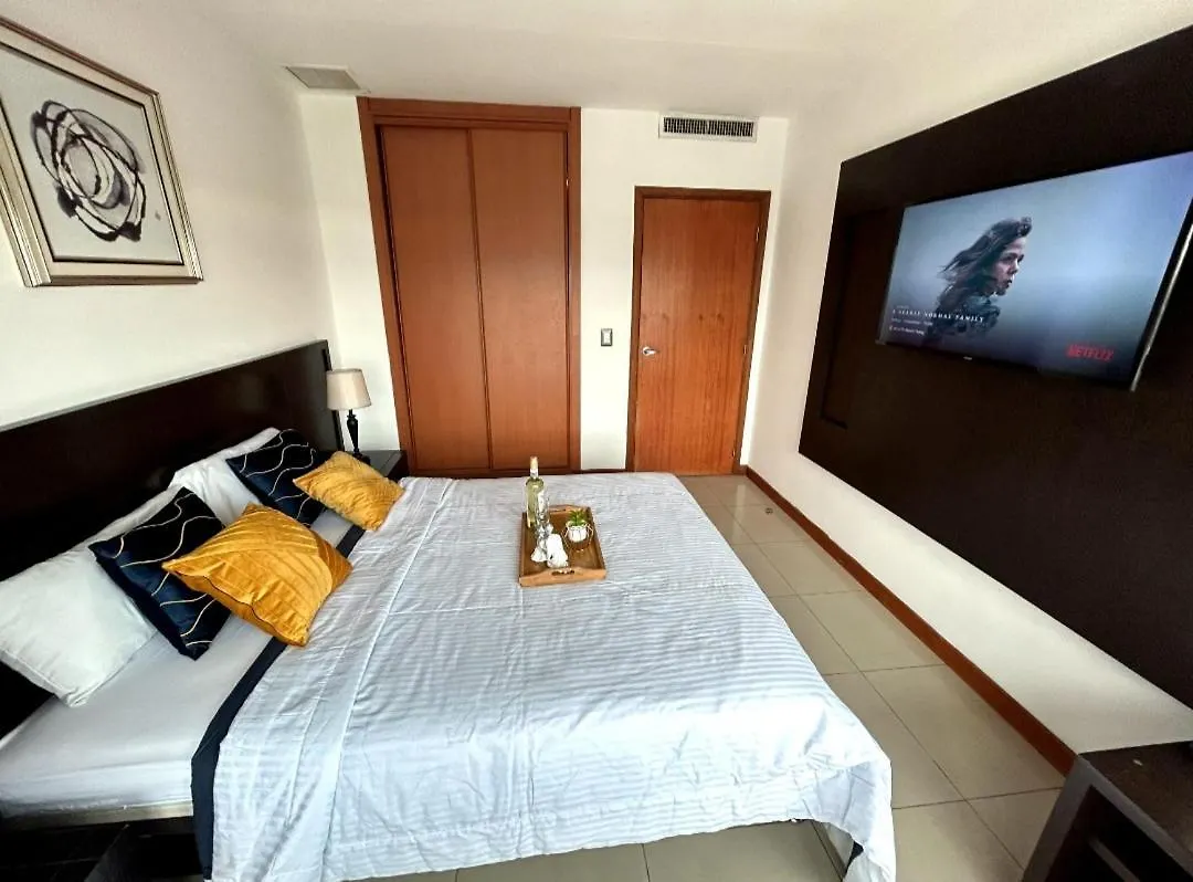 Апартаменты Ecusuites Mall Del Sol Premium 96Parking-Airport Гуаякиль Эквадор